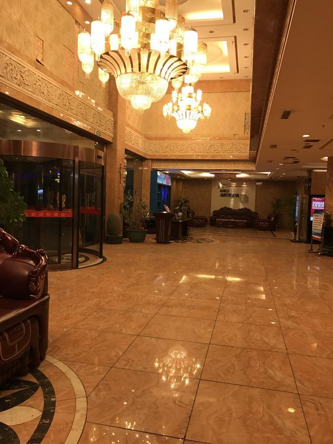 Huayu Paradise International Hotel Lhasa Bagian luar foto
